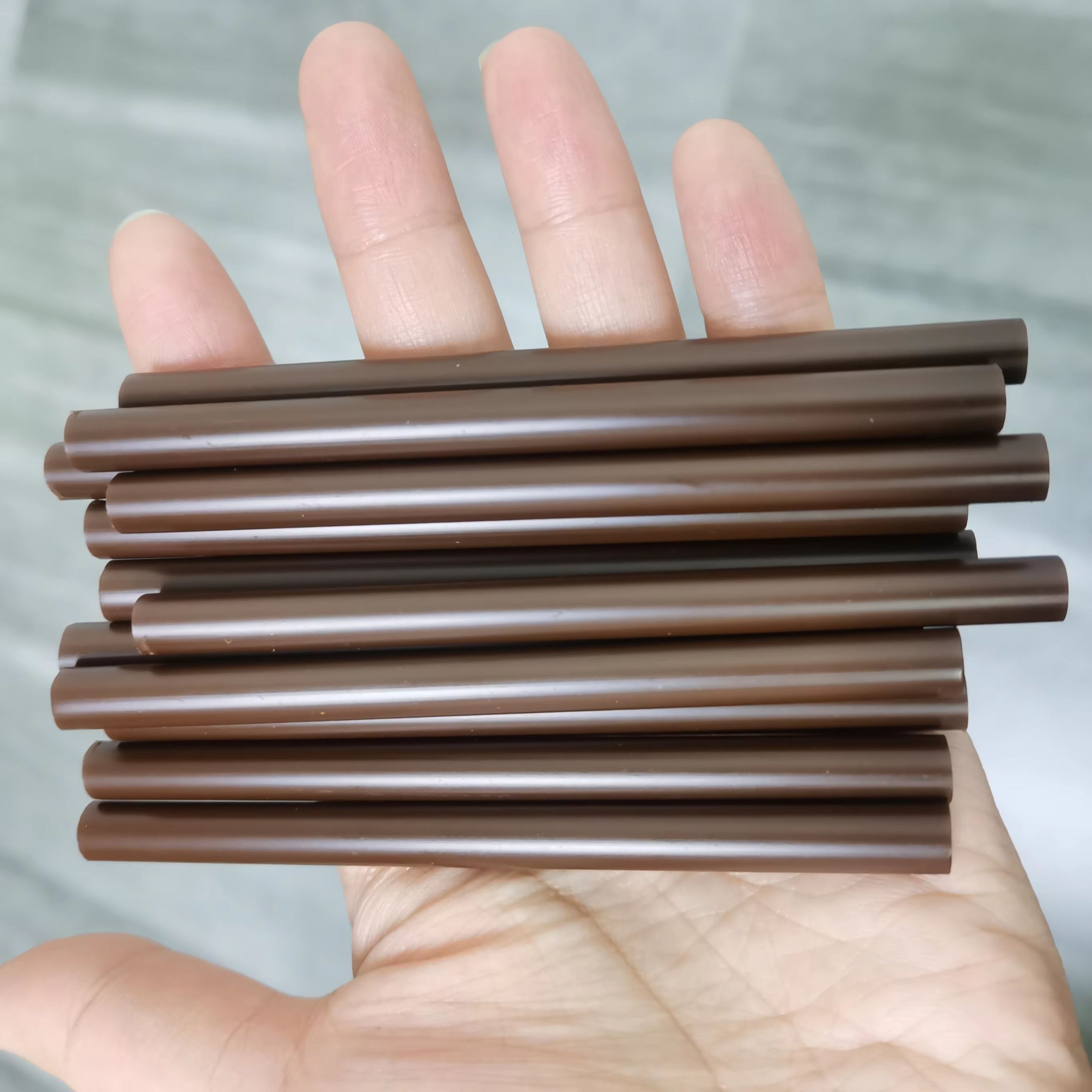Glue Gun Hair - 12 szt./pudełko 0,7*10 cm Patyczki z